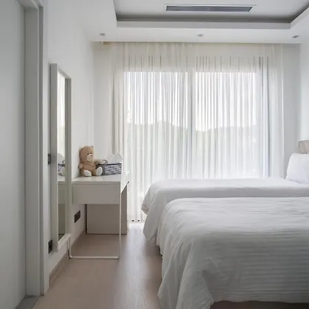 Luxe Nature Life 1 Otel